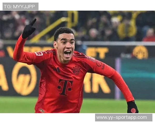 穆西亚拉即将回归拜仁合练今日进行单独训练状态良好