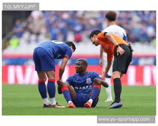 申花强势开局马纳法助攻路易斯破门球队2-0领先首尔